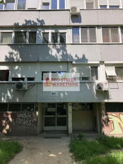 Vladimira Tomanovica | 4zida.rs
