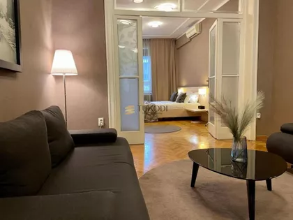 Knez Mihailova | 4zida.rs