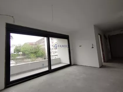 Karpoševa | 4zida.rs