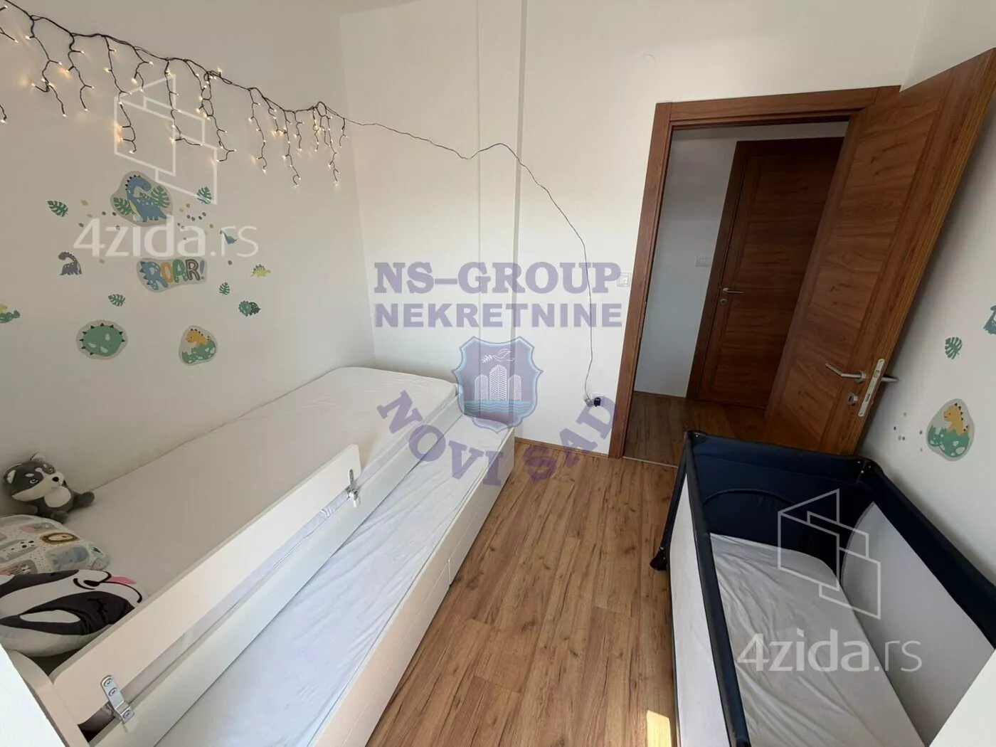 Troiposoban stan | 4zida