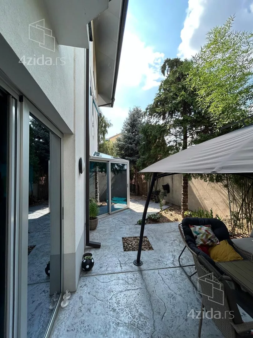 3-etažna kuća | 4zida