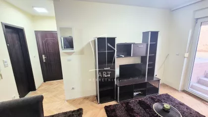 Milana Vukosa | 4zida.rs