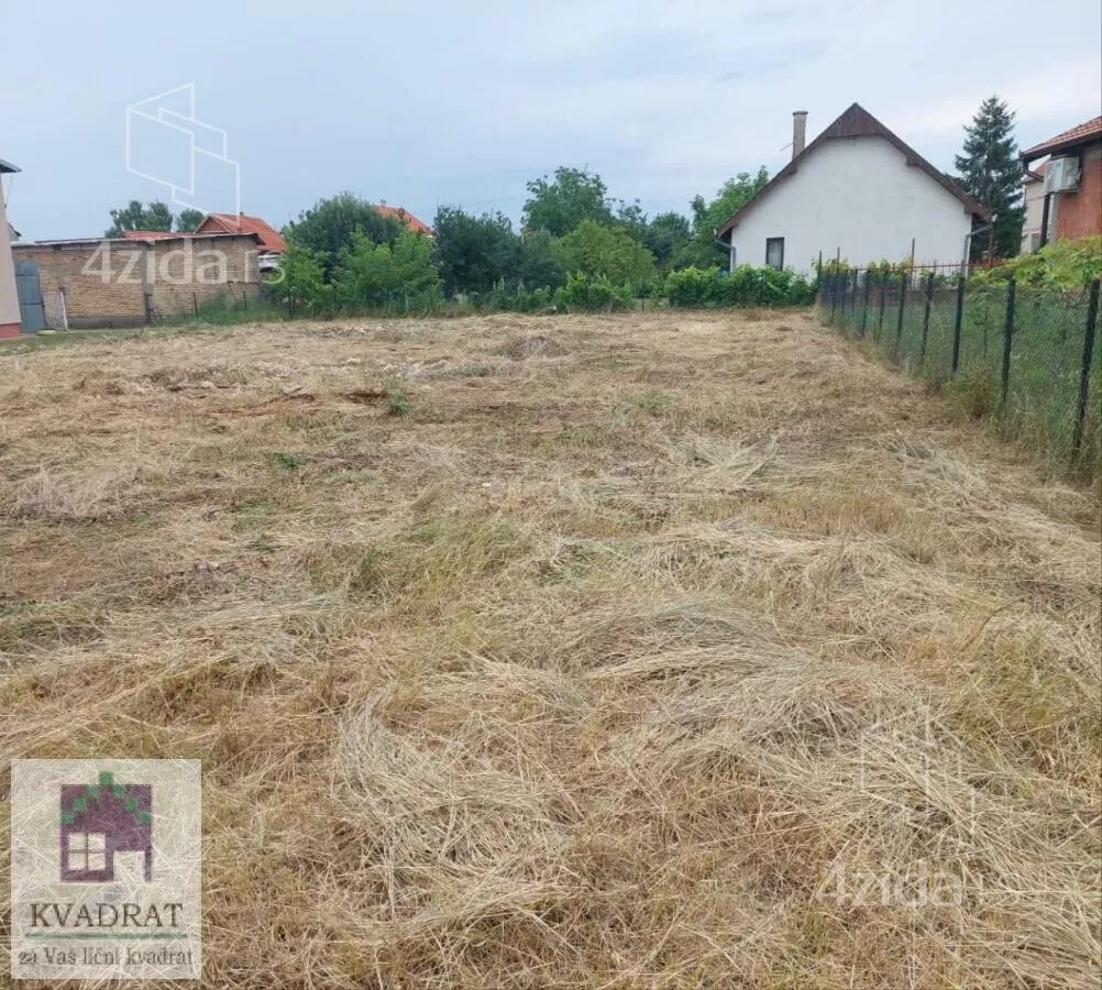 Plac | 4zida