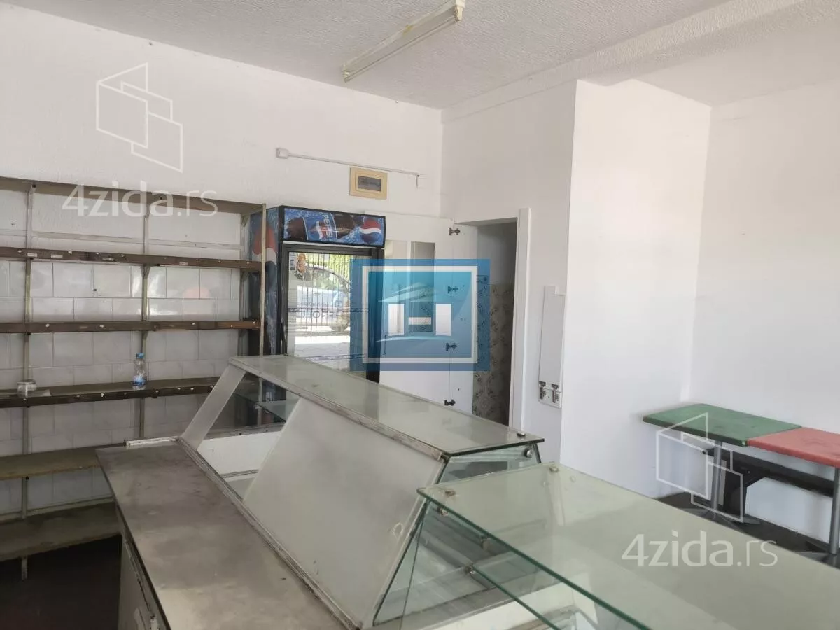 Poslovni prostor | 4zida