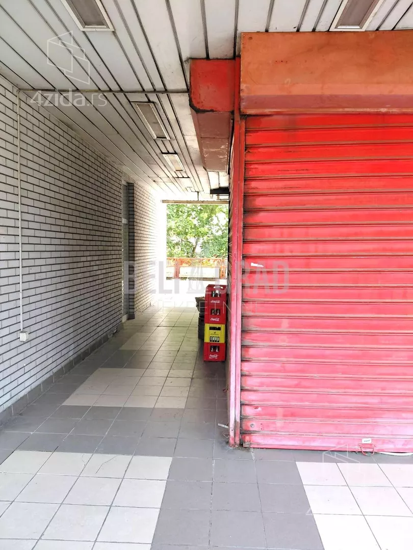 Lokal | 4zida