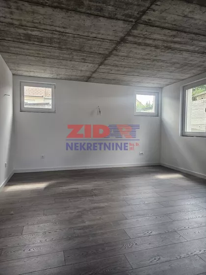 Kralja Radoslava | 4zida.rs
