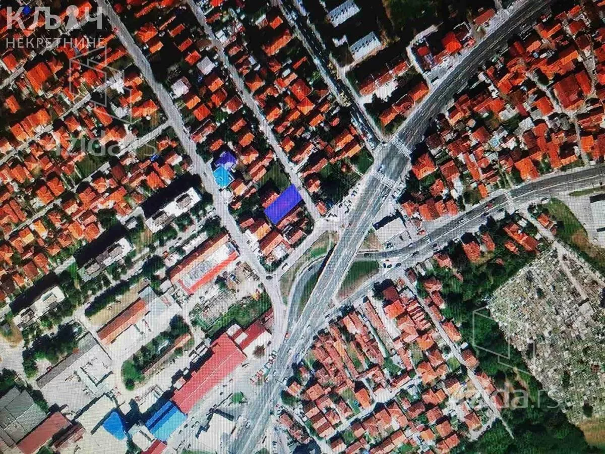 Plac | 4zida