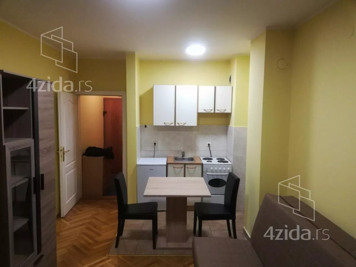 Garsonjera | 4zida
