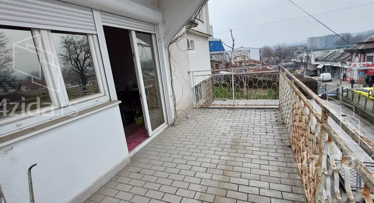 Sedmosoban stan | 4zida