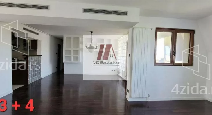 Četvoroiposoban stan | 4zida