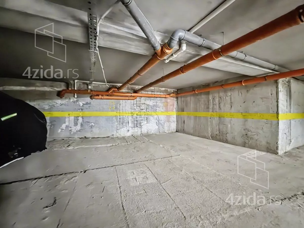 Garaža/Parking | 4zida