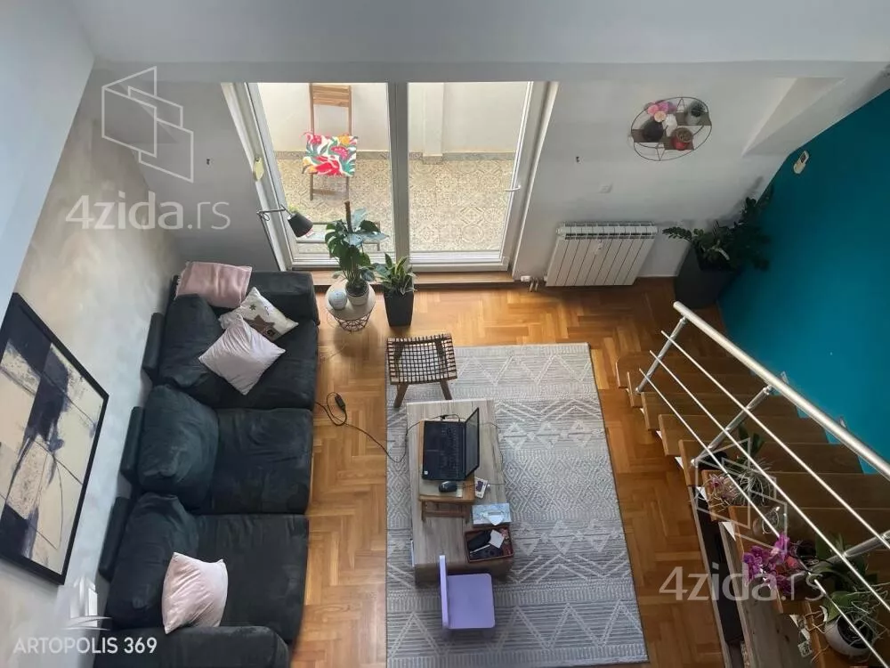 Troiposoban stan | 4zida