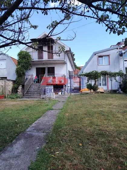 Prizrenska | 4zida.rs