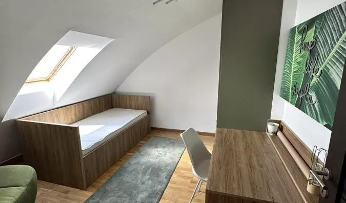 Petosoban stan | 4zida