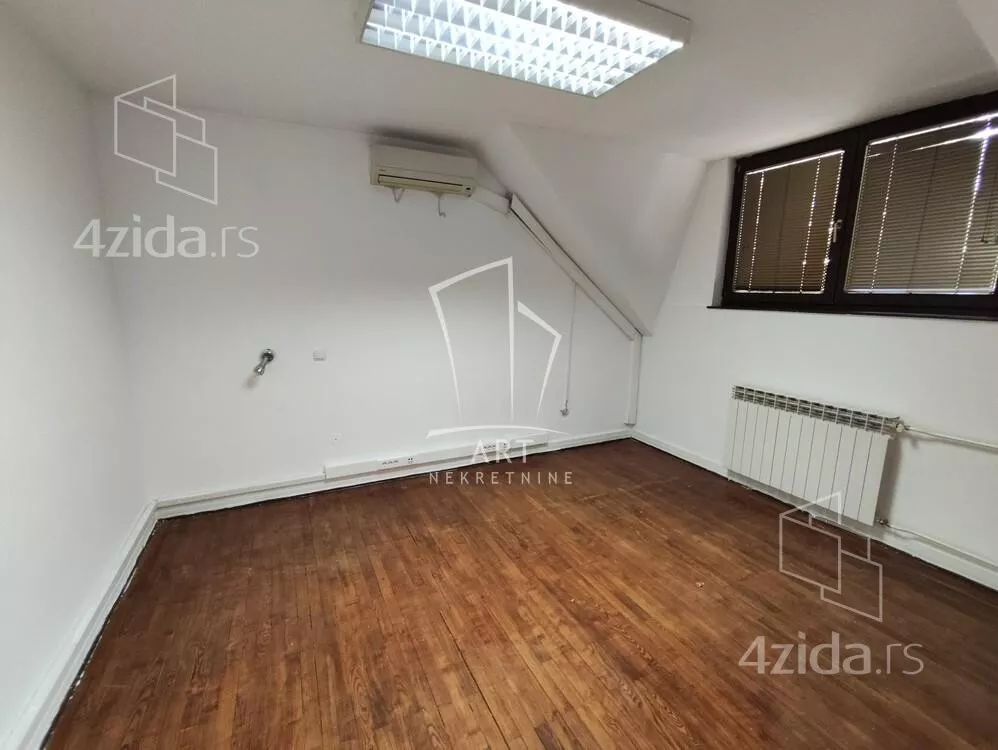 4-etažna kuća | 4zida