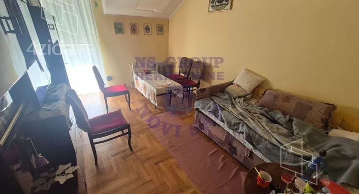 Šestosoban stan | 4zida