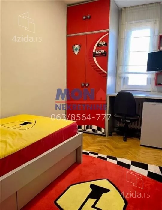 Četvorosoban stan | 4zida