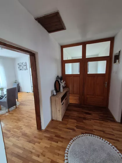 Gradske lokacije | 4zida.rs