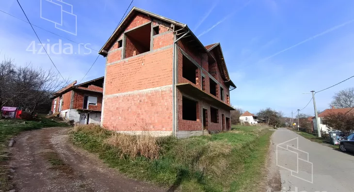 3-etažna kuća | 4zida