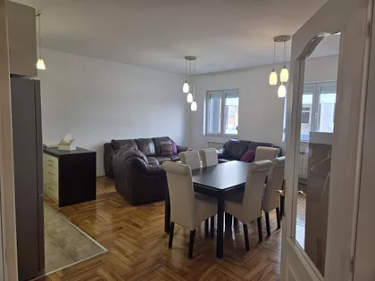 Adamovićevo Naselje | 4zida.rs