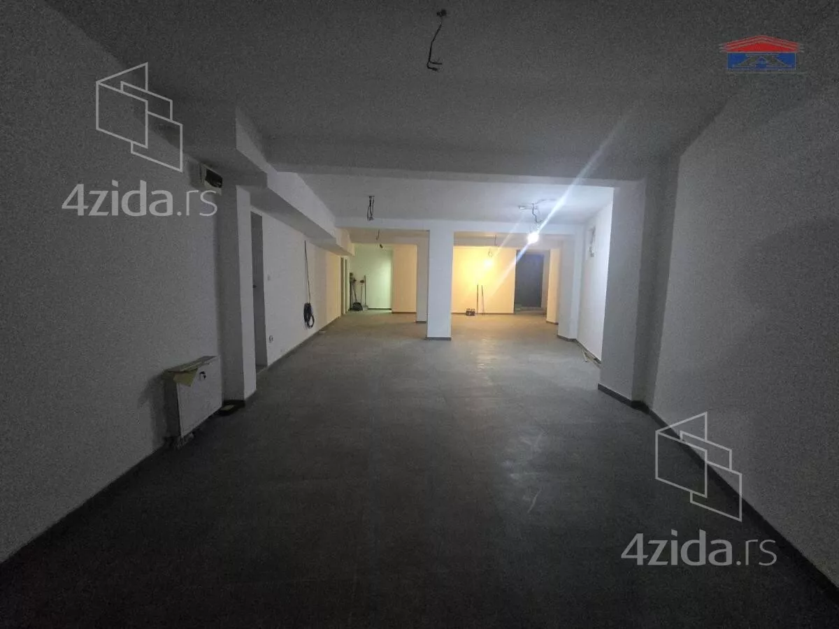 Poslovni prostor | 4zida