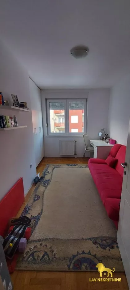 TOLSTOJEVA | 4zida.rs