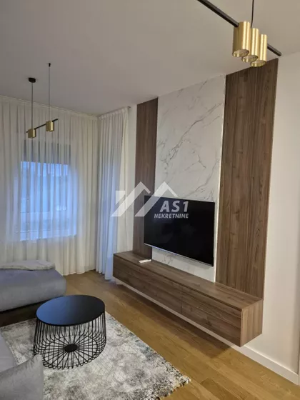 Ledinačka | 4zida.rs