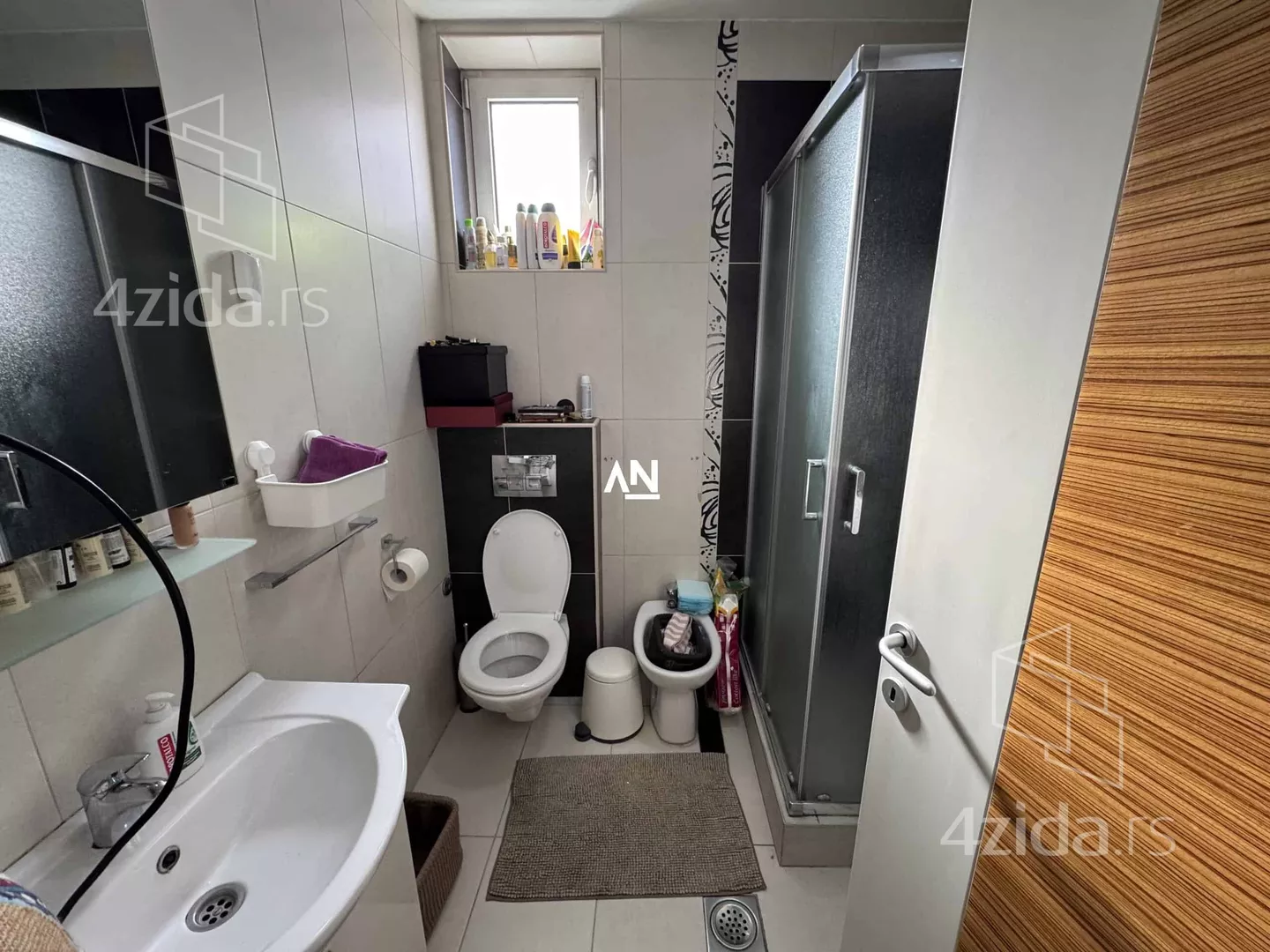 Petosoban stan | 4zida