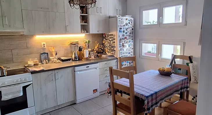 Petosoban stan | 4zida