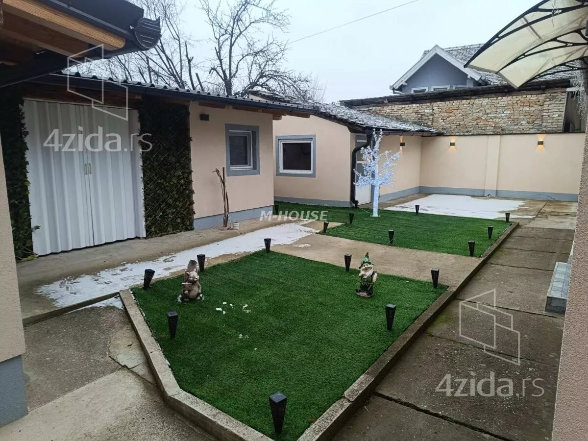 Kuća | 4zida