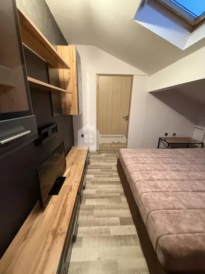 Sare Bernar | 4zida.rs