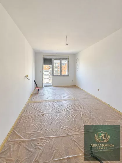Stari Banovci | 4zida.rs
