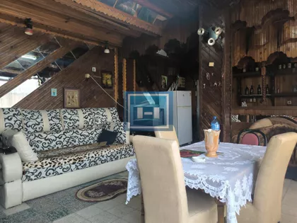 Veliki Popović | 4zida.rs