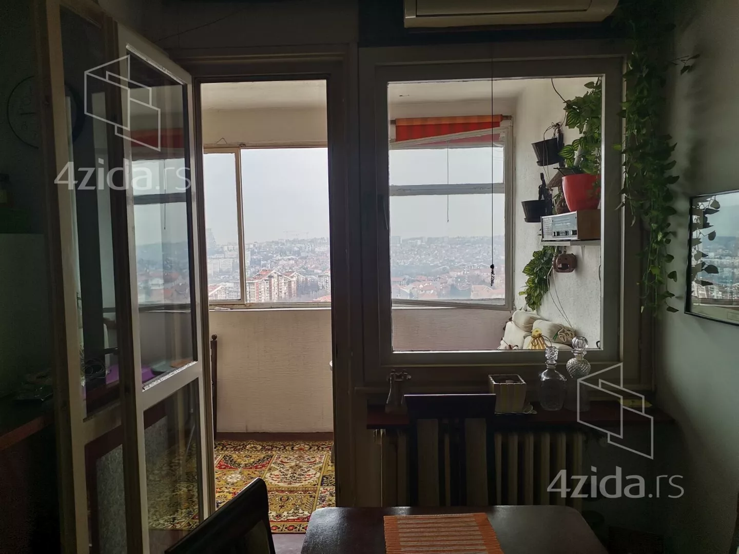 Dvoiposoban stan | 4zida