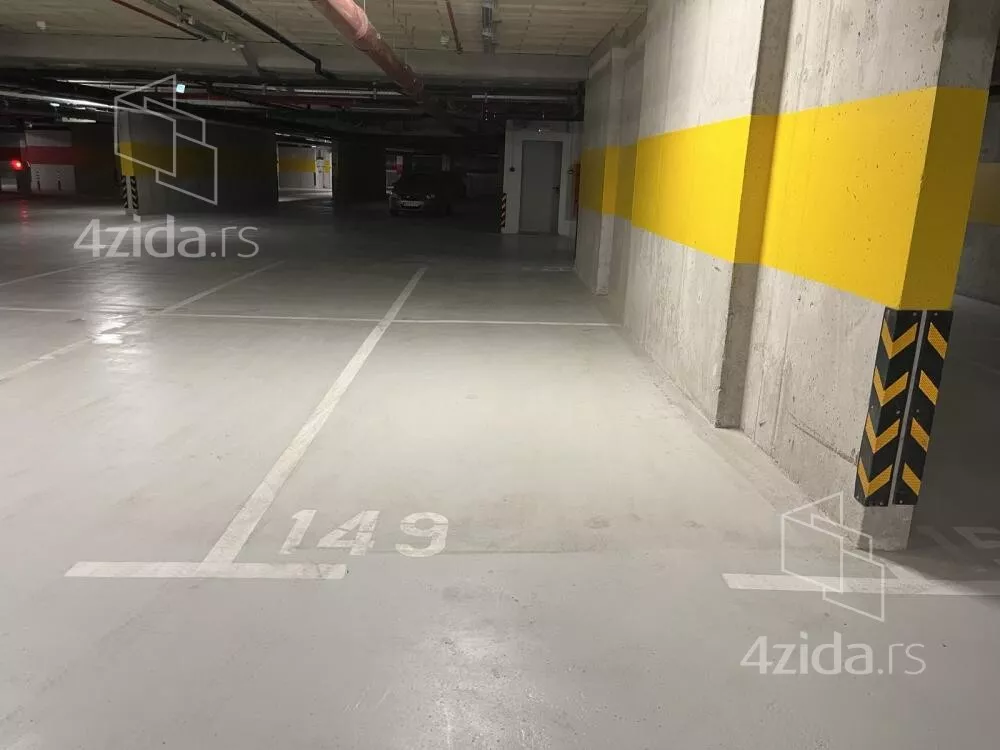 Garaža | 4zida