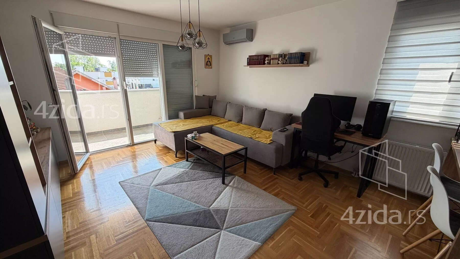 Dvoiposoban stan | 4zida