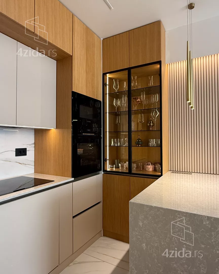 Petosoban stan | 4zida