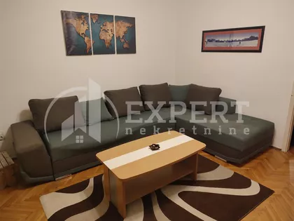 Rentgenova | 4zida.rs