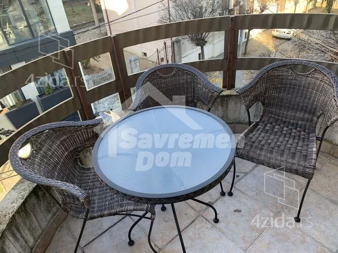 Šestosoban stan | 4zida