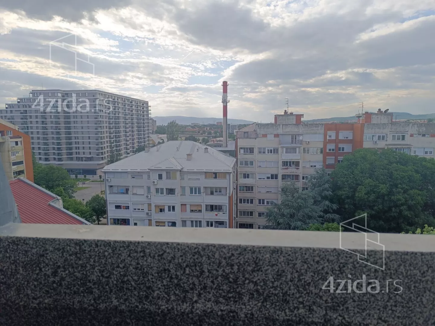 Jednoiposoban stan | 4zida