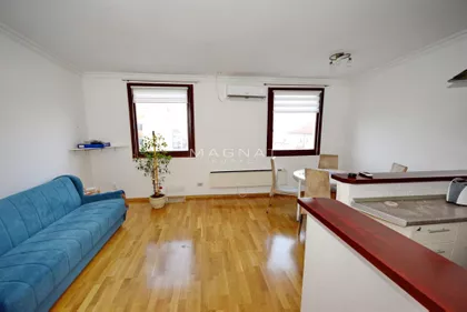 Makedonska | 4zida.rs