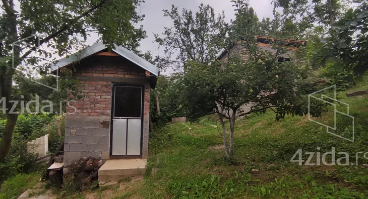 3-etažna kuća | 4zida