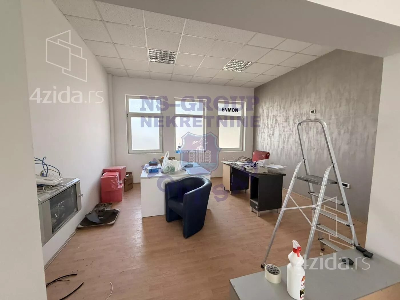 Poslovni prostor | 4zida