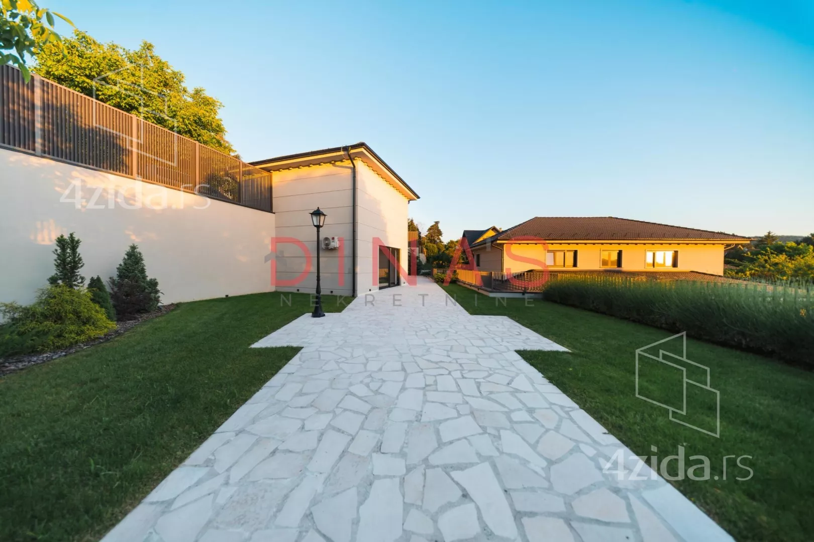 Kuća | 4zida