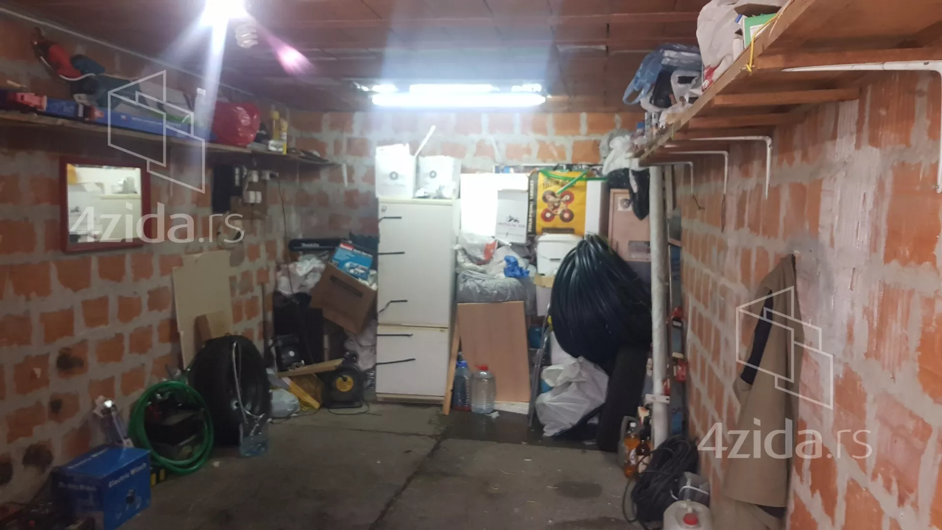 Garaža | 4zida