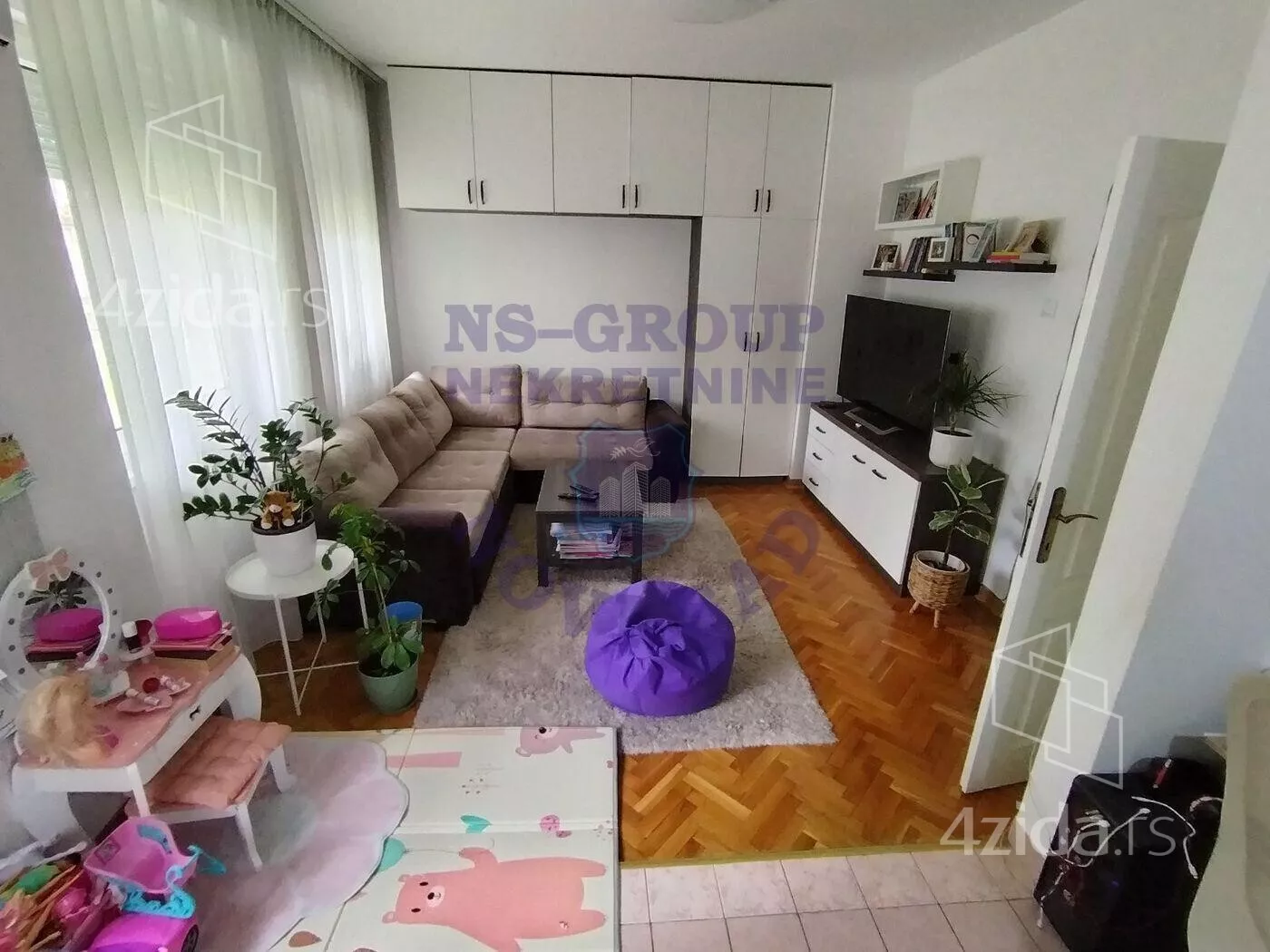 Jednoiposoban stan | 4zida