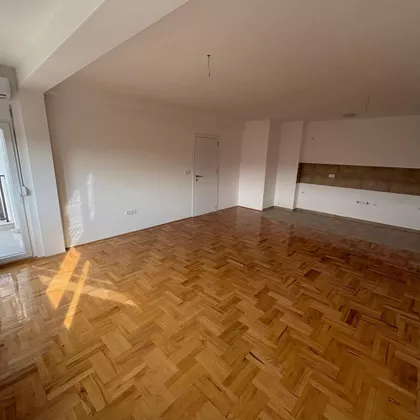 Gradske lokacije | 4zida.rs