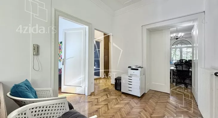 Šestosoban stan | 4zida