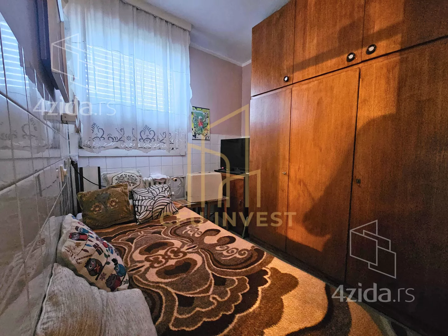 Troiposoban stan | 4zida