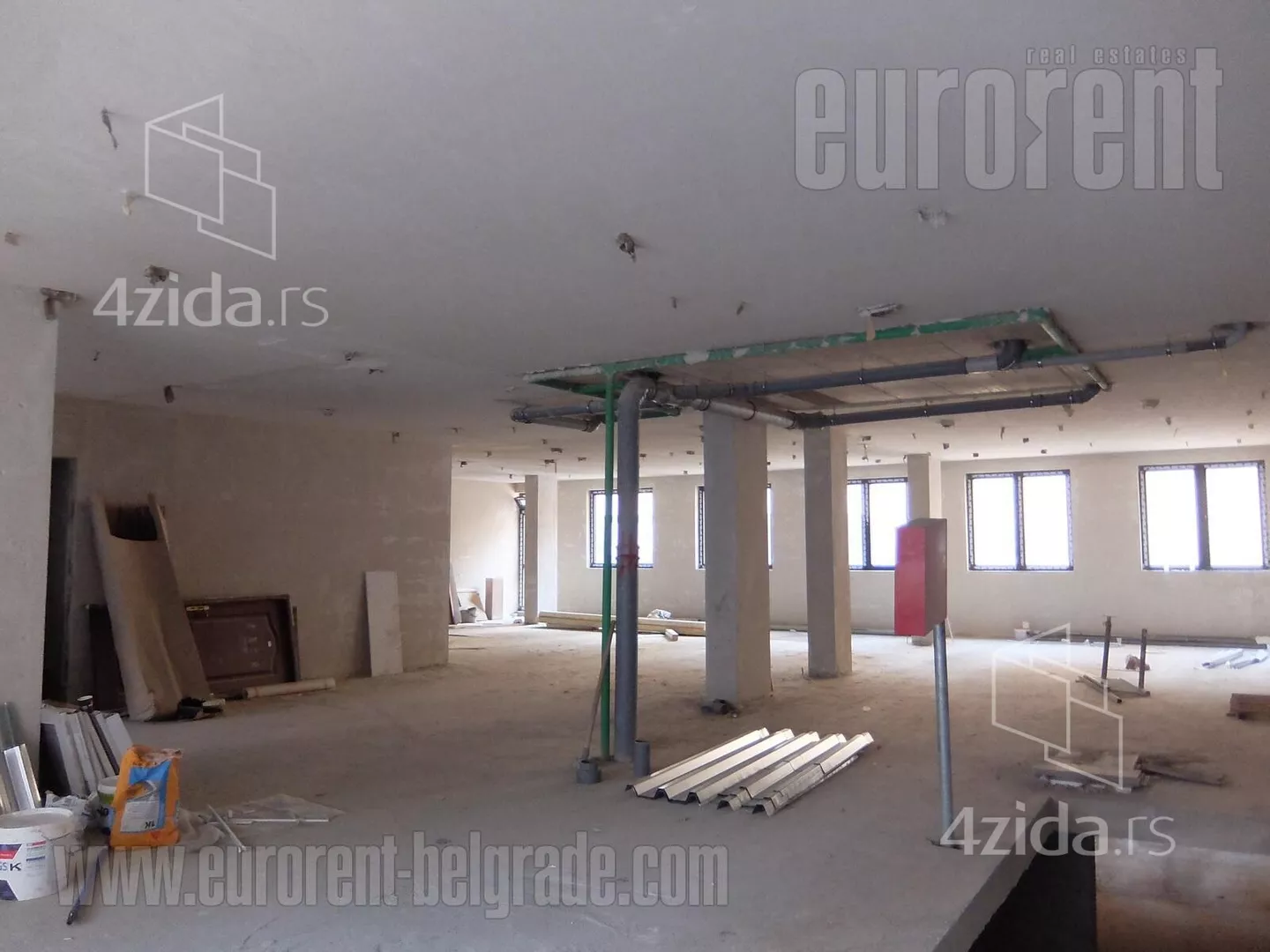 Poslovni prostor | 4zida